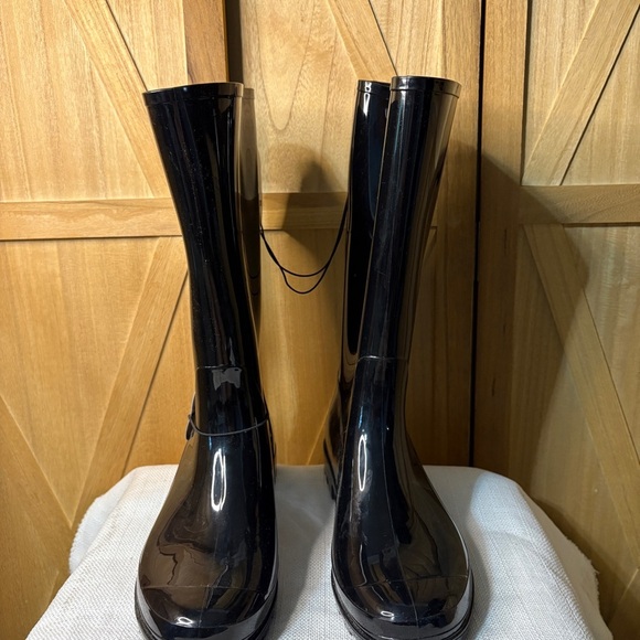 Time and Tru Black Women's Winter & Rain Boots - Picture 2 of 4